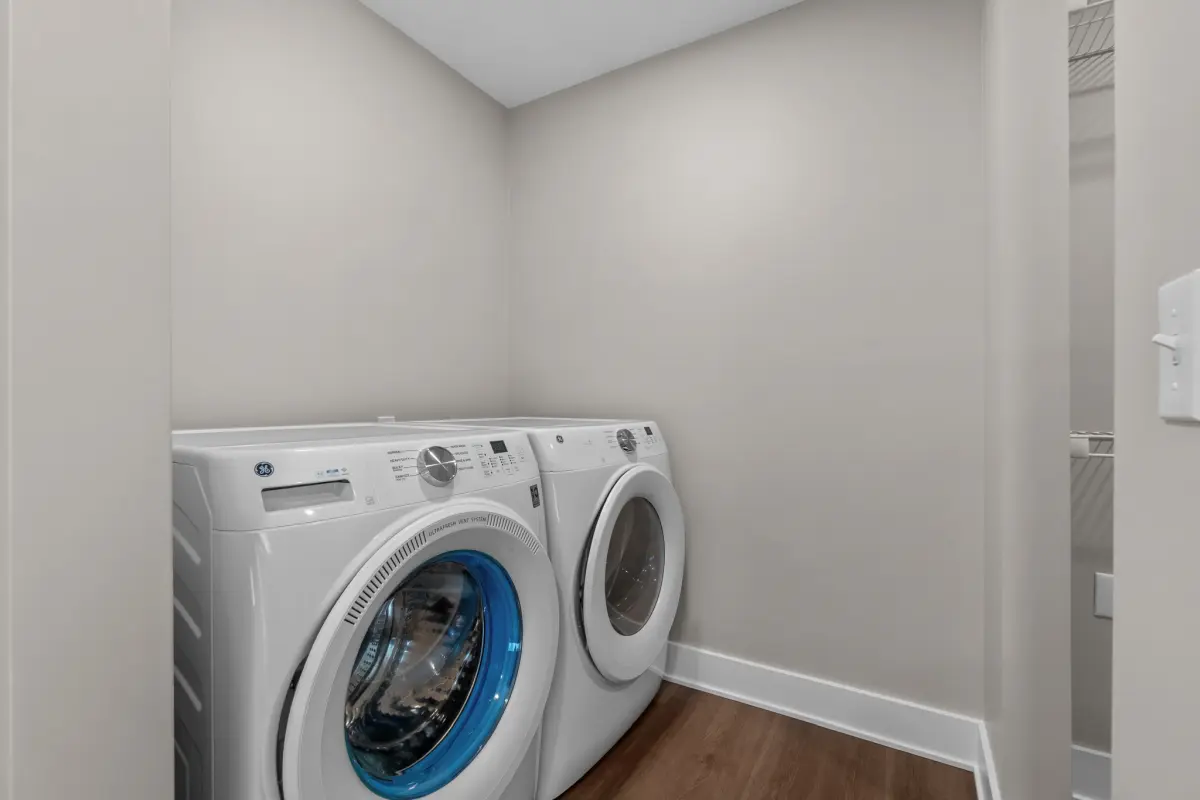 Floor Plans & Rates